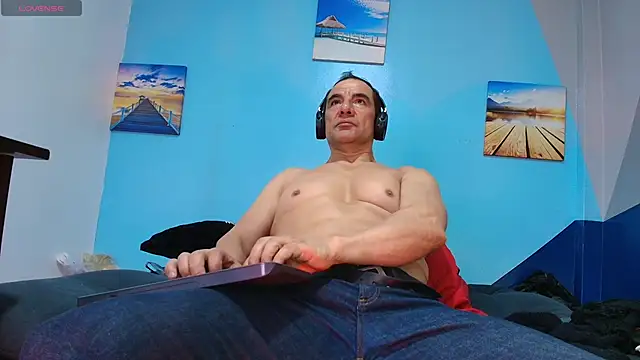 juanses n toro online show from March 2026 01:28:02 PM