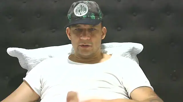 altenori112 online show from March 2025 11:54:01 PM