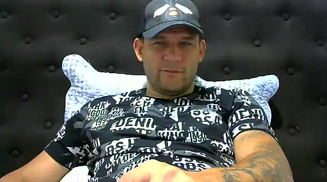 altenori112 online show from March 2025 08:23:02 PM