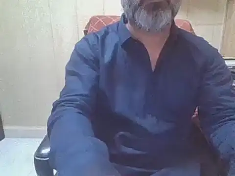 hairymaster95 online show from April 2026 03:55:01 AM