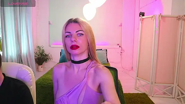 Snapshot of AlisaAleksandr chatting on June 2026 11:01:02 AM AlisaAleksandr online show from June 2026 11:01:02 AM
