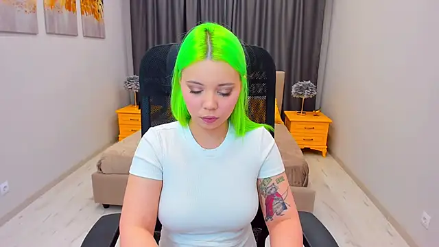 EnergyBunny 1 online show from January 2025 05:37:02 PM