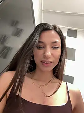  MiaQueen  online show from April 2026 10:40:02 PM