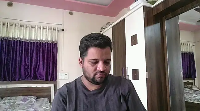 Snapshot of dhruv_love chatting on February 2025 08:18:02 AM dhruv love online show from February 2025 08:18:02 AM
