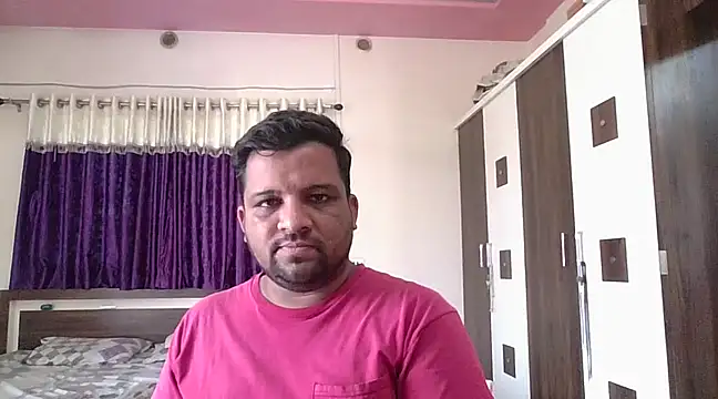 Snapshot of dhruv_love chatting on February 2025 08:18:01 AM dhruv love online show from February 2025 08:18:01 AM