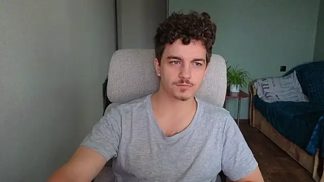 Remy Miles online show from October 2025 06:27:02 AM