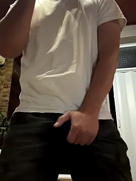 Snapshot of KriszianZaz chatting on November 2025 09:14:01 PM KriszianZaz online show from November 2025 09:14:01 PM