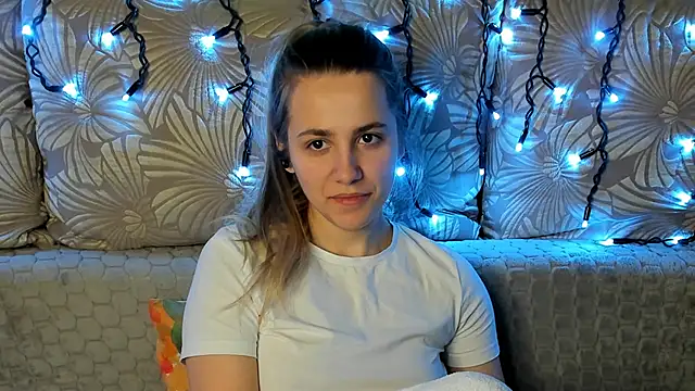 MaggieCake online show from March 2026 01:54:01 AM