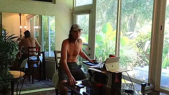 eliberator1777 online show from June 2026 06:36:01 PM
