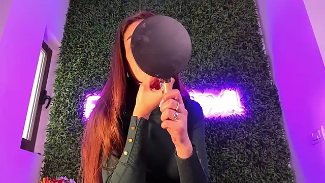 realhotfallingdevil online show from March 2026 09:15:01 AM