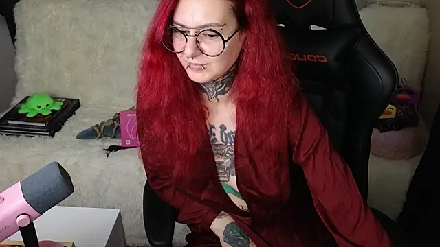 Ginger Stay online show from November 2025 07:29:02 AM