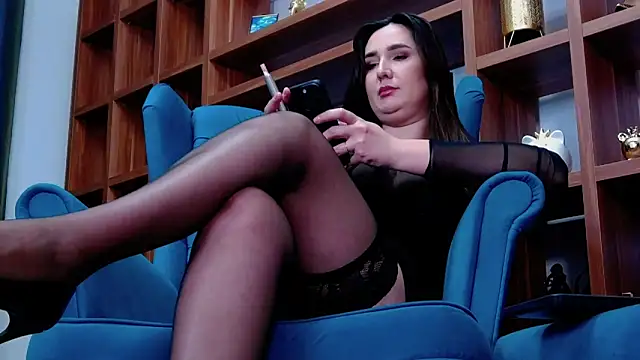 Snapshot of Mistress_Audrey chatting on October 2025 05:59:01 AM Mistress Audrey online show from October 2025 05:59:01 AM
