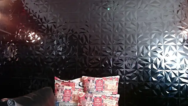 PINK  LOLA1 online show from December 2024 08:36:02 PM