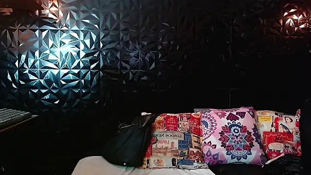 PINK  LOLA1 online show from October 2025 12:42:01 AM