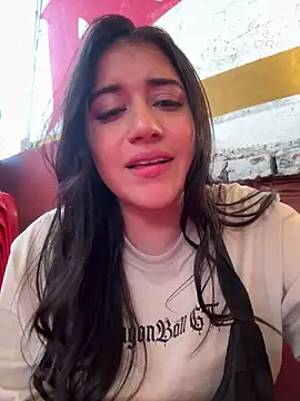 Snapshot of KallyMyller1 chatting on February 2025 10:47:02 PM KallyMyller1 online show from February 2025 10:47:02 PM