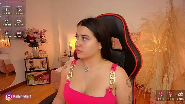 Snapshot of KallyMyller1 chatting on February 2025 10:59:02 PM KallyMyller1 online show from February 2025 10:59:02 PM