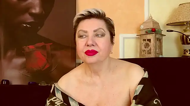 LadyPosh online show from April 2026 07:58:02 PM