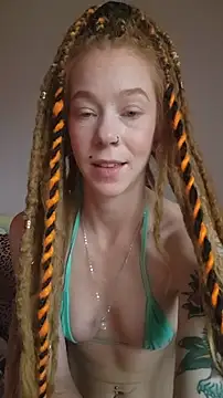 LucidLucy online show from November 2025 01:00:01 PM