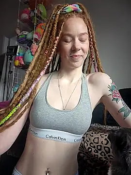 LucidLucy online show from March 2026 01:16:02 PM