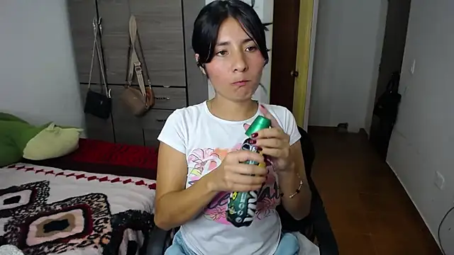 emily honter online show from February 2025 03:21:01 AM