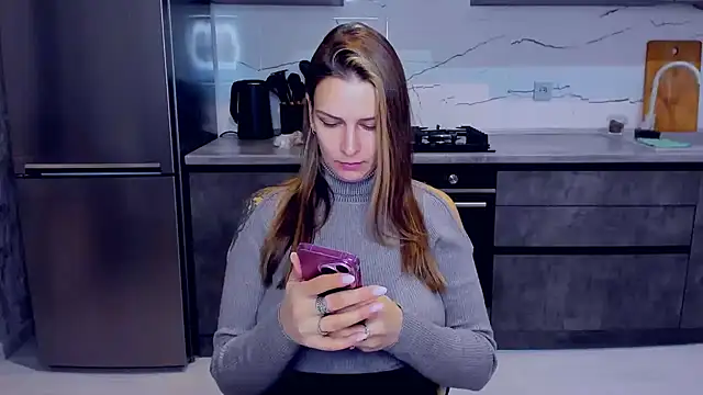 AlexiaDarren online show from February 2025 04:14:01 PM