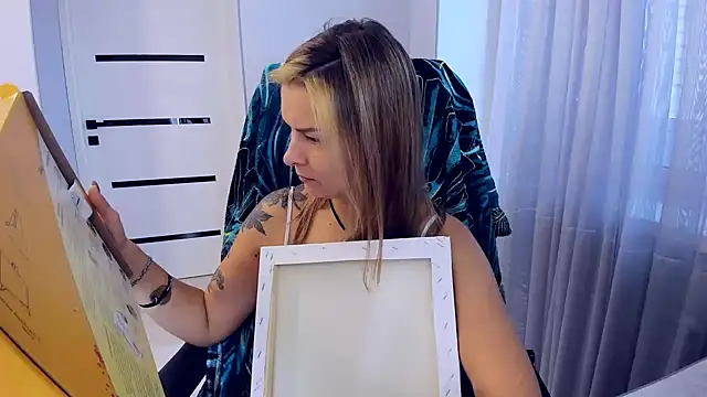 AlexiaDarren online show from October 2025 04:25:02 AM