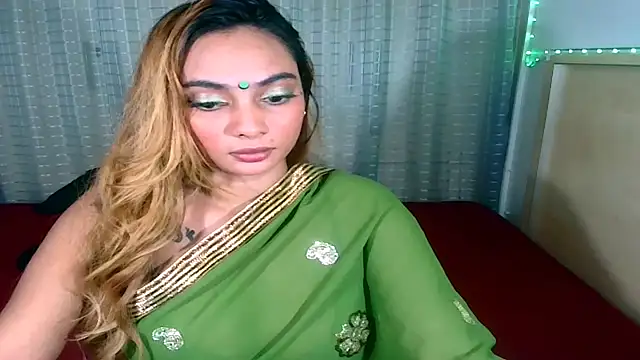 sexyindianchic online show from December 2025 06:17:01 PM