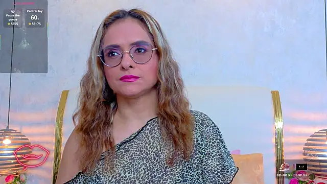 Snapshot of MarilynVega1 chatting on July 2026 08:44:02 PM MarilynVega1 online show from July 2026 08:44:02 PM