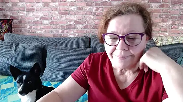 Adelewildx online show from February 2025 12:39:02 PM