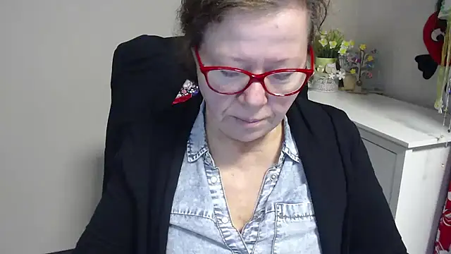 Adelewildx online show from February 2025 05:16:01 AM