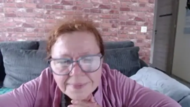 Adelewildx online show from October 2025 10:51:01 AM