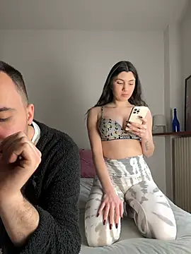 couplepenetration online show from February 2025 02:31:02 PM