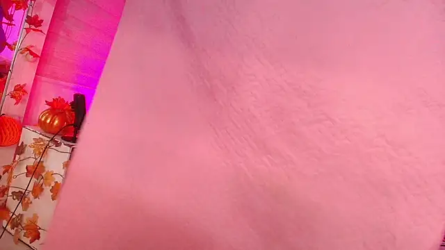 emyli sw  online show from October 2025 03:07:01 AM