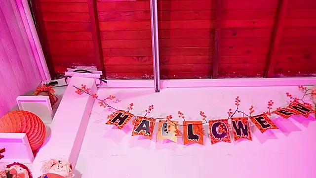 emyli sw  online show from October 2025 03:10:02 AM