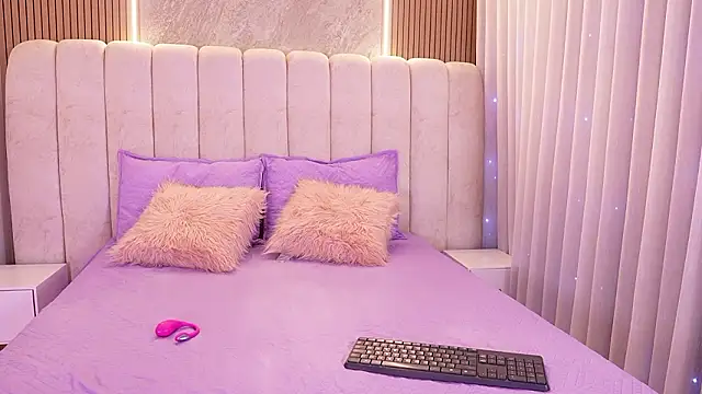 emyli sw  online show from March 2026 03:12:02 AM