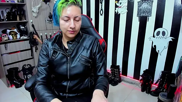 Mistress Yelena online show from December 2024 04:42:01 PM