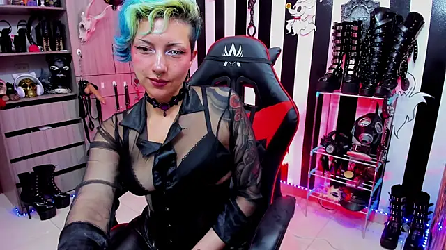 Mistress Yelena online show from February 2025 09:25:02 PM