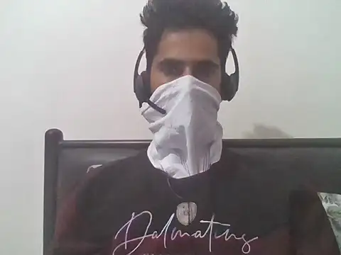 Snapshot of dreamtoungelick69 chatting on November 2025 04:19:02 PM dreamtoungelick69 online show from November 2025 04:19:02 PM