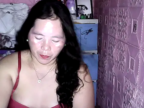 hotpusie 4u online show from March 2026 04:47:01 PM