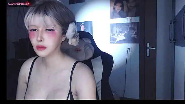 candy cola online show from November 2025 04:09:01 PM