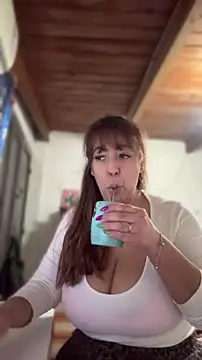 Snapshot of sofy_alone chatting on July 2026 04:11:01 PM sofy alone online show from July 2026 04:11:01 PM