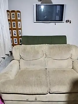 Snapshot of roman_and_jessie chatting on March 2025 06:07:02 AM roman and jessie online show from March 2025 06:07:02 AM