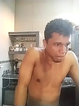 Snapshot of roman_and_jessie chatting on March 2025 09:37:01 PM roman and jessie online show from March 2025 09:37:01 PM