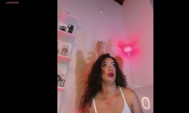 LaColorina  online show from January 2026 11:04:01 AM