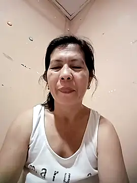 Snapshot of TropicalFlower chatting on February 2025 11:21:02 AM TropicalFlower online show from February 2025 11:21:02 AM
