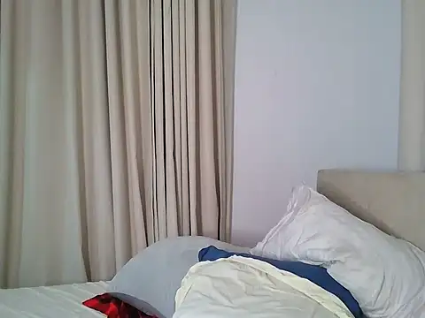 Snapshot of Deliciousgal chatting on July 2026 06:18:01 PM Deliciousgal online show from July 2026 06:18:01 PM