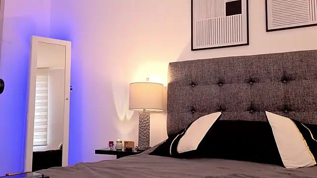 mandi4pole  online show from March 2025 09:32:02 PM