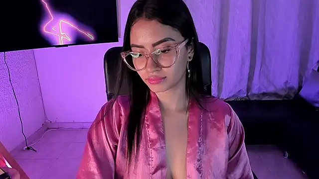 PaulinaBelushi online show from February 2025 11:58:02 PM