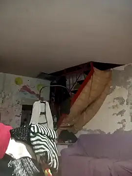 Snapshot of Blulilla69 chatting on December 2024 03:53:02 PM Blulilla69 online show from December 2024 03:53:02 PM