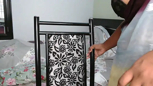 Dhiyapink online show from December 2025 05:56:01 AM